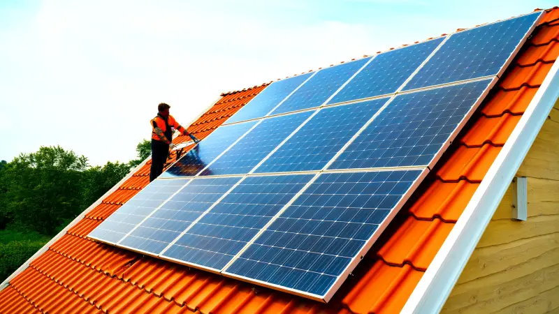 Hoog rendement zonnepanelen: halen 22%+ en loont het?